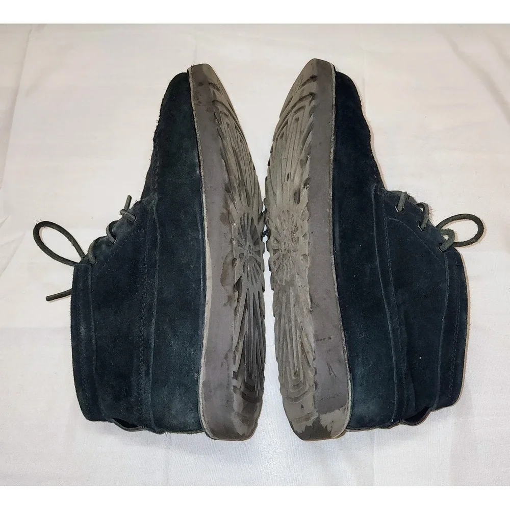 UGG Campout Men's 10 Black Suede Sheepskin Leather‎ Low Chukka Boots S/N 1112408